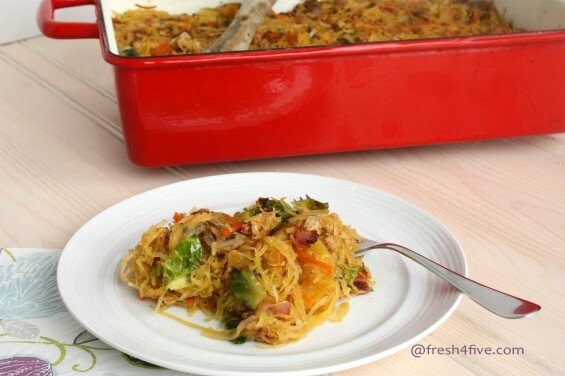 paleo spaghetti squash casserole on fresh4five.com